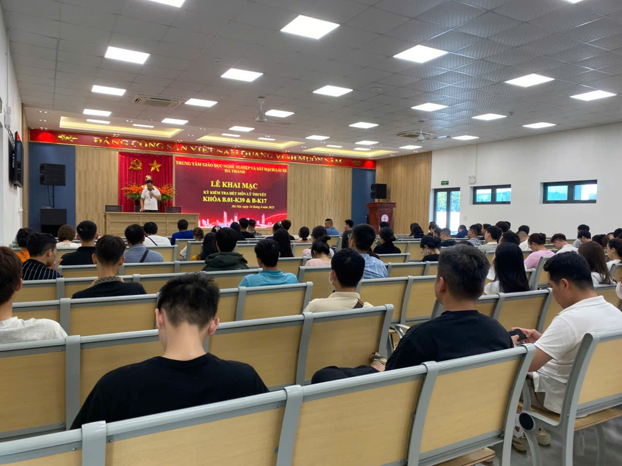 HẠNG A1, A, B1, B, C,CE, D1, D2, D...