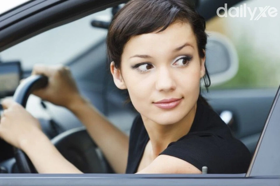 Bài viết Hướng dẫn cách mở cửa xe ô tô để đảm bảo an toàn