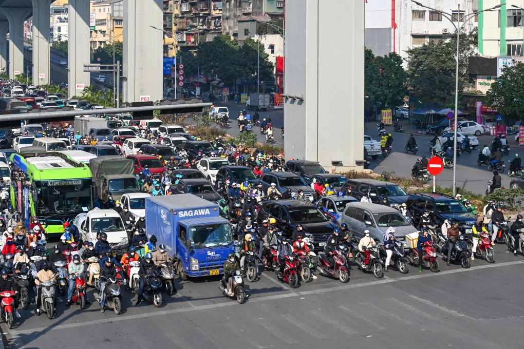 Có bắt buộc phải đổi Giấy phép lái xe mới màu hồng ngay trong năm 2025?