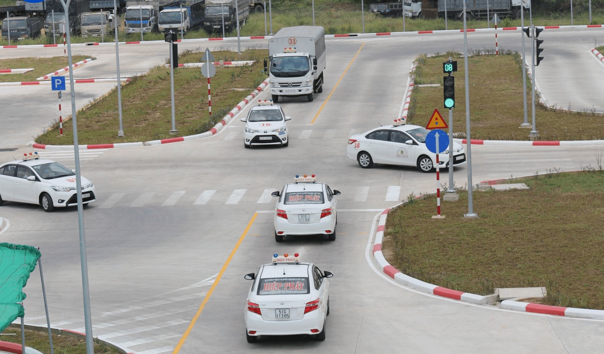 Người bỏ thi sát hạch bằng lái xe không còn được hưởng quyền lợi này